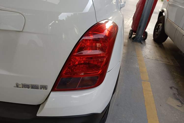 Used Chevrolet Trax 2016 1.4T Automatic Two-Wheel Drive Comfort Version with Sunroof