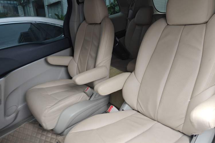 Used Buick GL8 2015 2.4L Luxury Business Premium Edition