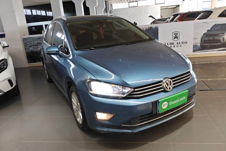 Used Volkswagen Golf Sportsvan 2018 230TSI Automatic Trend Edition
