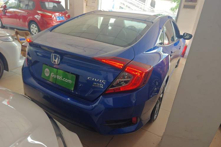 Used Honda Civic 2016 220TURBO CVT Luxury Edition