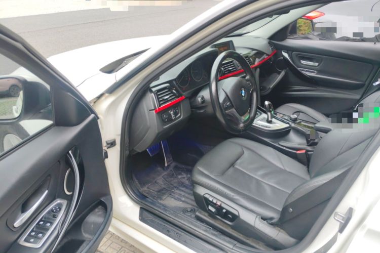 Used BMW 3 Series 2015 320i Fashion Model Driver Seat