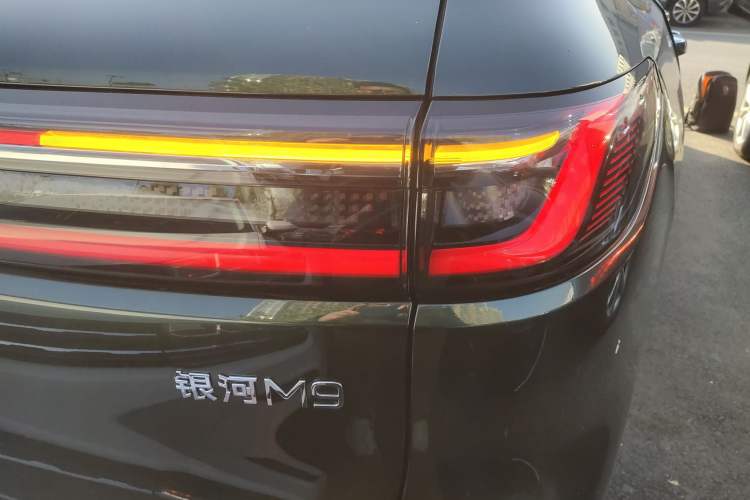 Used Geely Galaxy Galaxy M9 2025 Model 230km Two-Wheel-Drive Exploration Edition