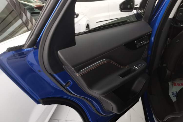 Used Jaguar F-PACE 2018 2.0T Four-Wheel Drive Urban Luxury Edition