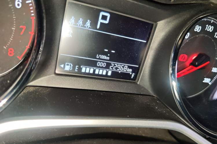 Used Chevrolet Cavalier 2020 325T Automatic Enjoyment Edition Odometer Close Up