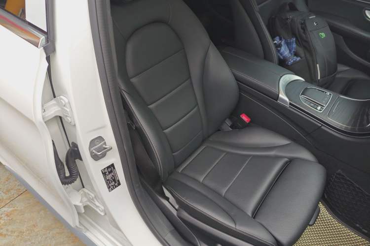 Used Mercedes-Benz C-Class 2019 C 180 L Fashion Edition Sport Version Right Front Seat