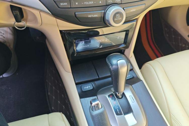 Used Honda Crosstour 2012 2.4L Luxury Edition
