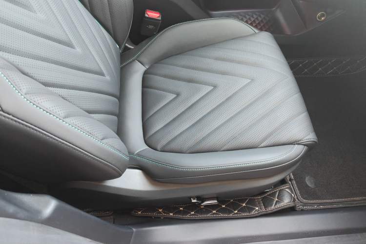 Used Deepal SL03 2023 200Max Range-Extended Version Right Front Seat