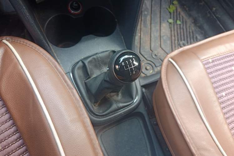 Used Volkswagen Polo 2014 1.4L Manual Fashion Edition