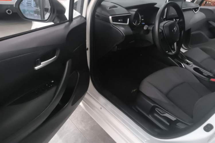 Used Toyota Levin 2022 185T CVT Luxury Edition Driver Seat