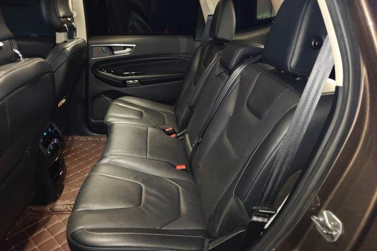 Used Ford Edge 2016 EcoBoost 245 Four-Wheel Drive Titanium 7-Seater