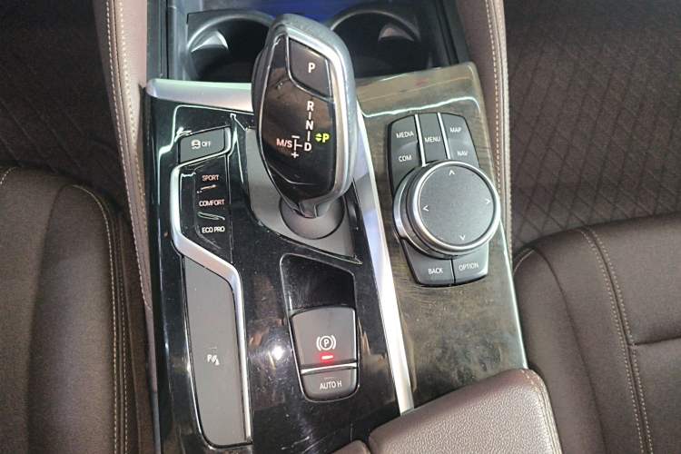 Used BMW 5 Series 2020 525Li M Sport Package