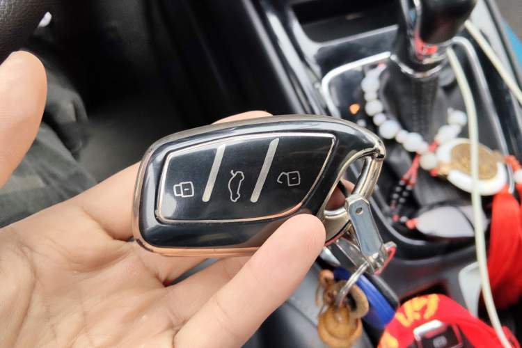 Used Roewe i5 2019 1.5L Automatic 4G Connected Langhao Edition
