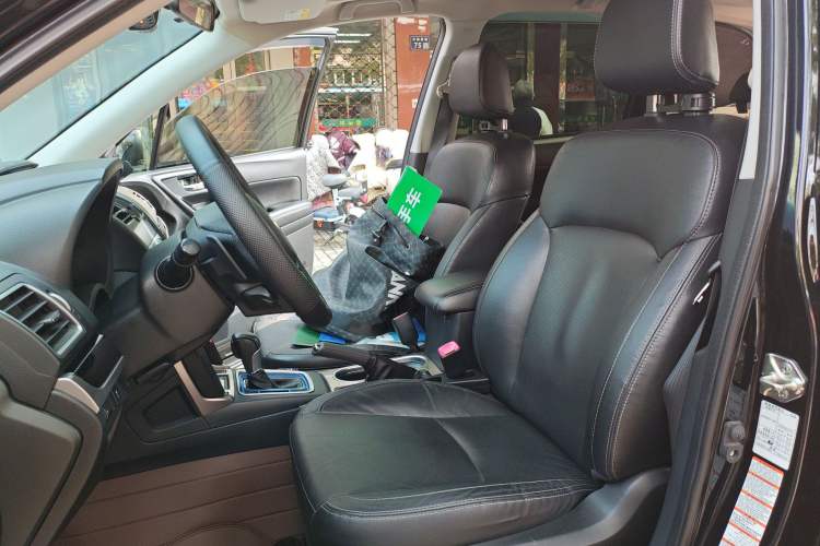 Used Subaru Forester 2016 2.5i Luxury Navigation Edition
