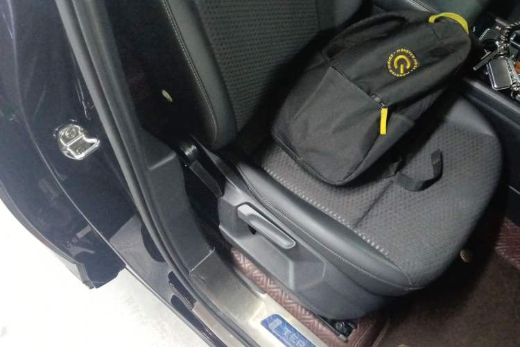 Used Volkswagen Teramont 2017 330TSI Two-Wheel-Drive Comfort Edition