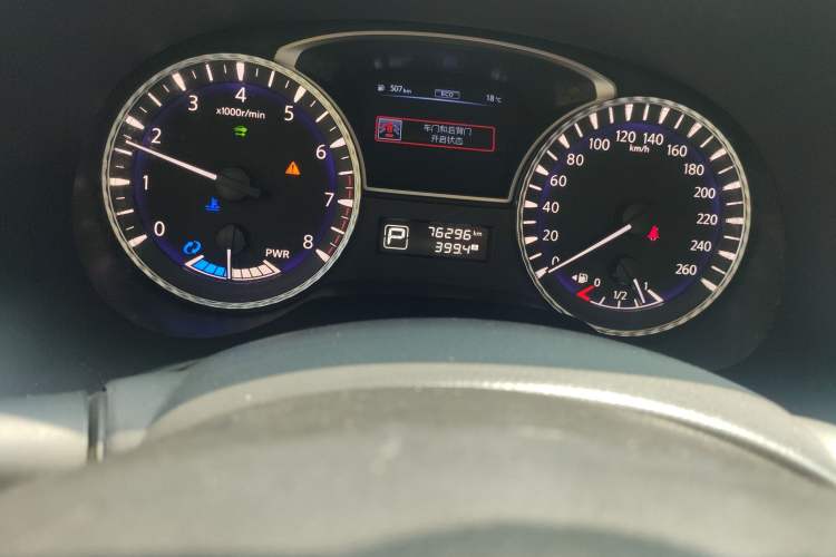 Used Infiniti QX60 2014 2.5 S/C Hybrid Two-Wheel Drive Excellence Edition