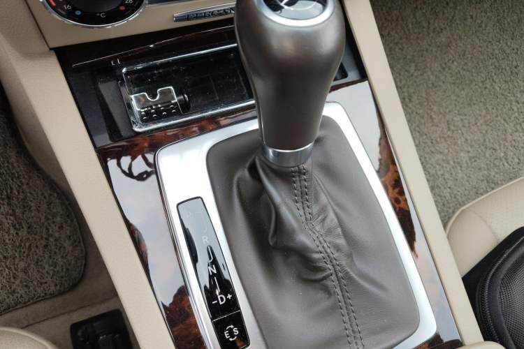 Used Mercedes-Benz C-Class 2013 C 260 CGI Elegant Model Gear Lever