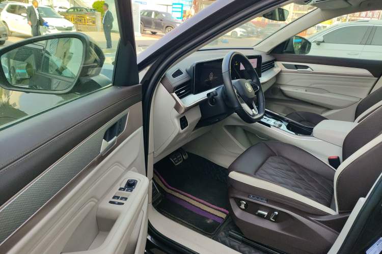 Used Volkswagen Tavendor 2023 380TSI Four-Wheel Drive R-Line Cruise Edition