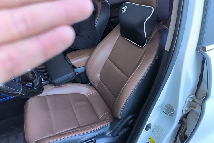 Used CHANGAN CS75 2017 Shangkui Edition 1.5T Automatic Fengxiang Model