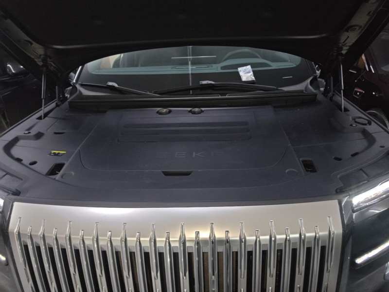 Used Zeekr 9X 2025 Ultra Edition 70kWh — 19