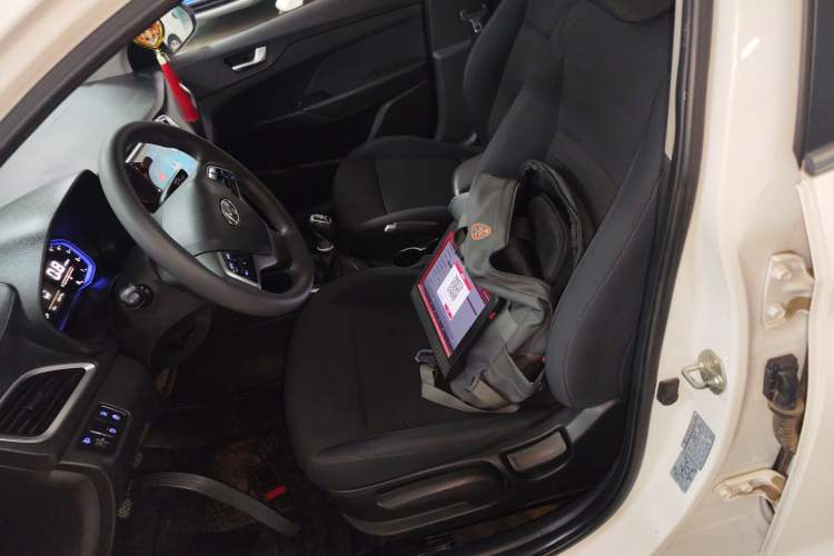 Used Hyundai Verna (new generation) 2020 1.4L Manual GLS Cool Edition Left Front Seat