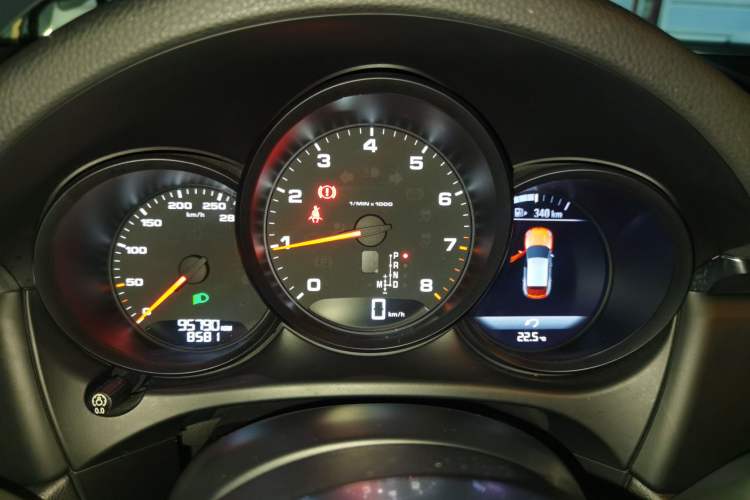 Used Porsche Macan 2018 Macan 2.0T