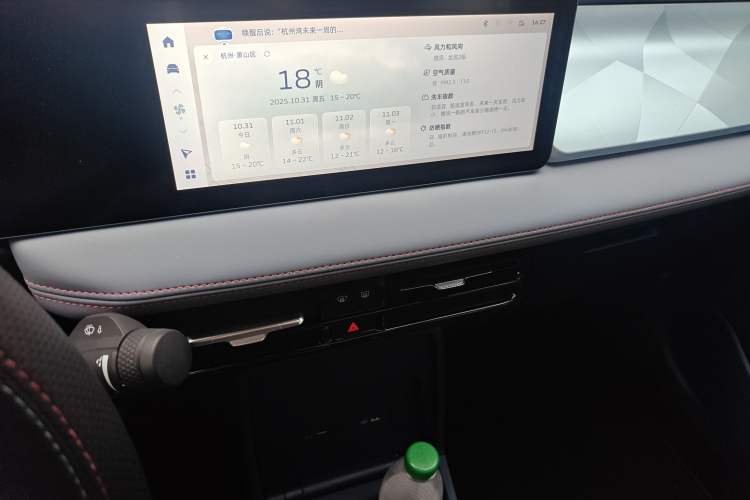 Used Geometry E Firefly 2022 401 km Linglong Tiger 4 Seats
