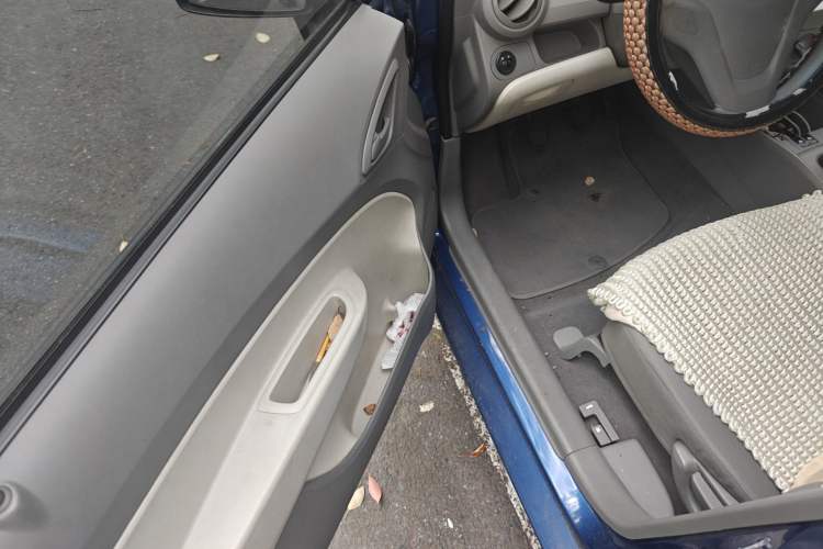 Used Chevrolet Sail 2010 Sedan 1.4L Manual Ideal Edition
