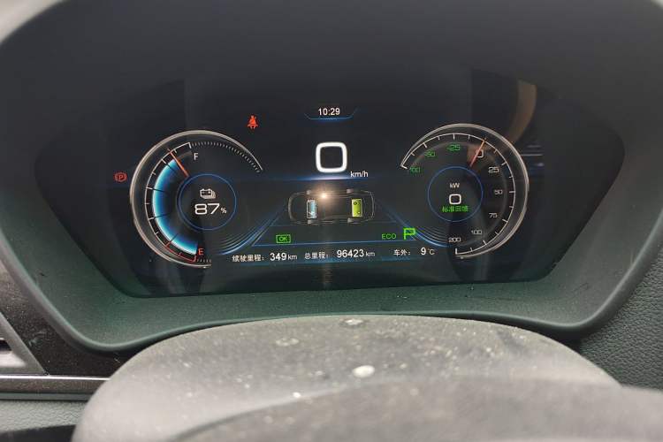 Used BYD Qin New Energy 2018 Qin EV450 Smart Connect Prestige Model
