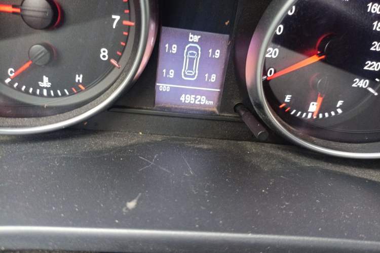 Used Haval H6 2015 Upgraded Model 1.5T Manual Two-Wheel Drive Elite Version