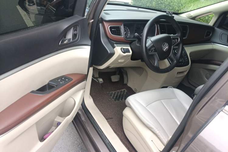 Used Buick GL8 2017 25S Comfort Version China V Standard