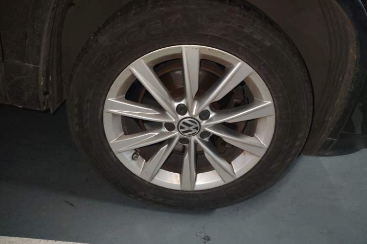 Used Volkswagen Tiguan 2015 1.8TSI Automatic Two-Wheel Drive Comfort Edition