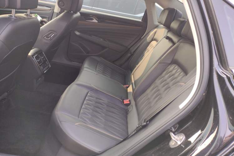 Used Volkswagen Passat 2021 330TSI Luxury Edition
