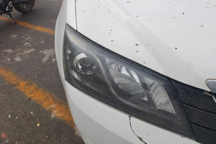 Used Geely Auto Emgrand 2015 Sedan 1.5L Manual - Top Trim Level
