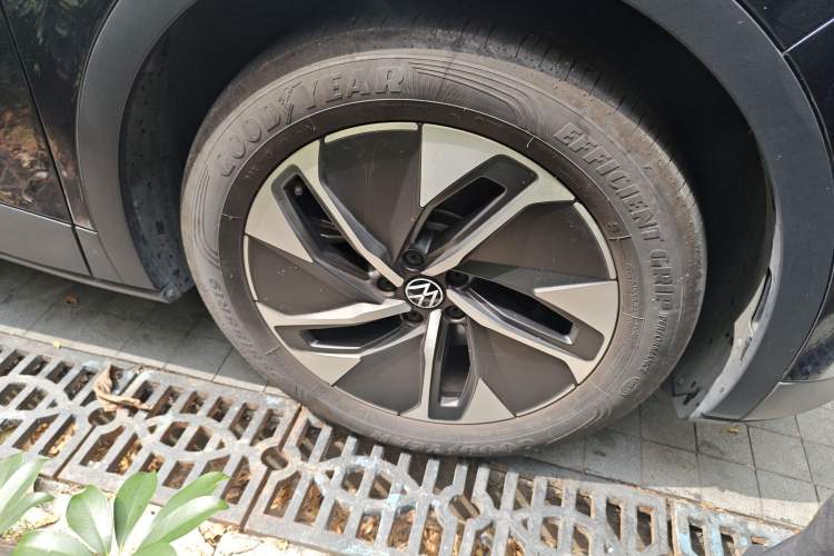 Used Volkswagen ID.4 CROZZ 2024 Pure Edition Limited Edition Right Front Wheel Hub