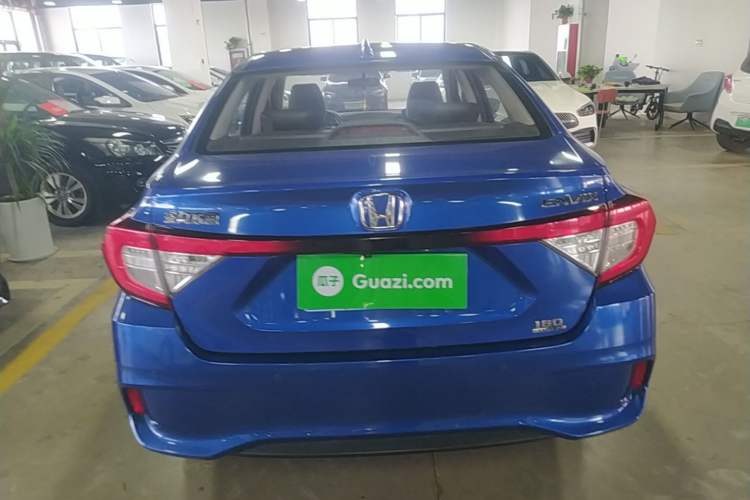 Used Honda Envix 2019 180TURBO CVT Enjoyment Edition China VI
