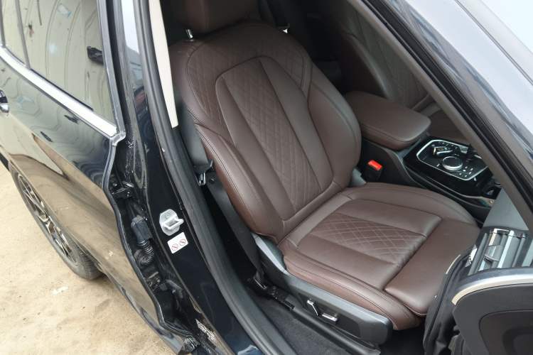 Used BMW X3 2023 xDrive25i M Sport Package
