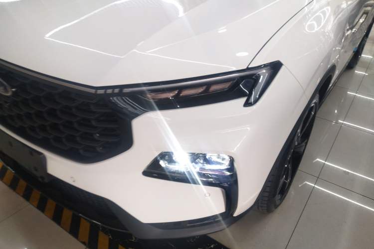 Used Ford Equator Sport 2023 Edge EcoBoost 170 Light & Shadow
