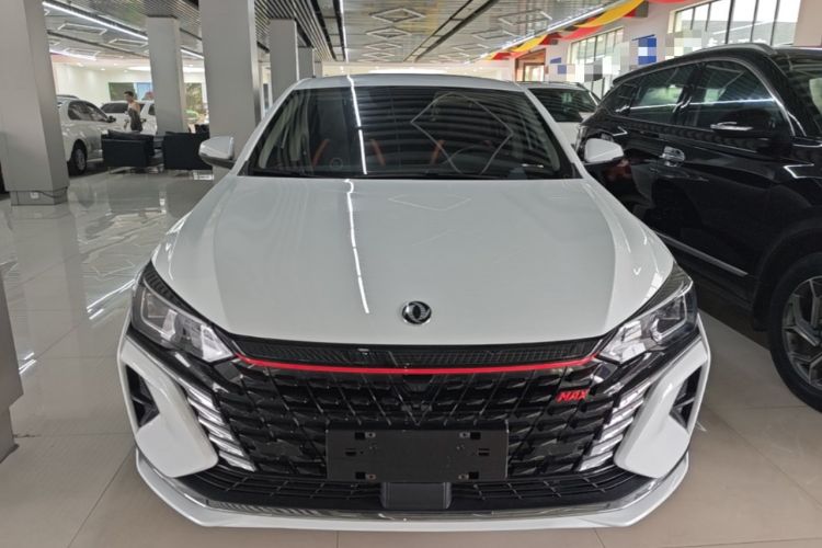 Used Dongfeng Aeolus Yixuan MAX 2023 1.5T Ultra-Stylish Trendsetting Dad Edition