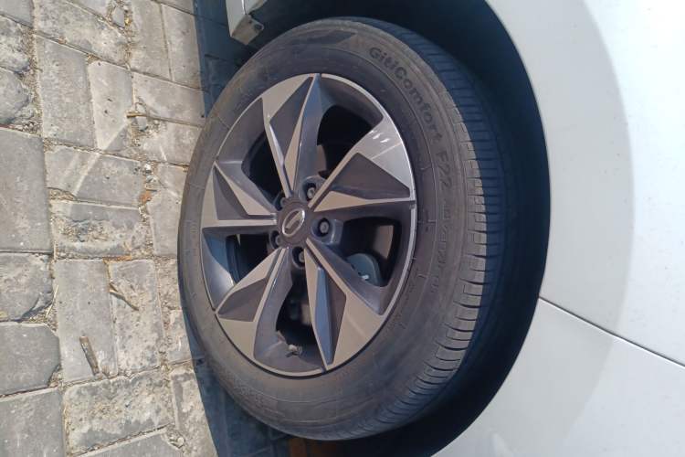 Used GAC Trumpchi M6 2023 PRO 270T DCT Luxury Edition Right Front Wheel Hub