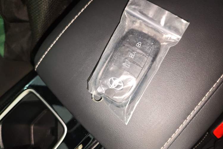 Used Toyota Camry 2024 Dual-Motor 2.0 HXS Sport Plus Edition Vehicle Key