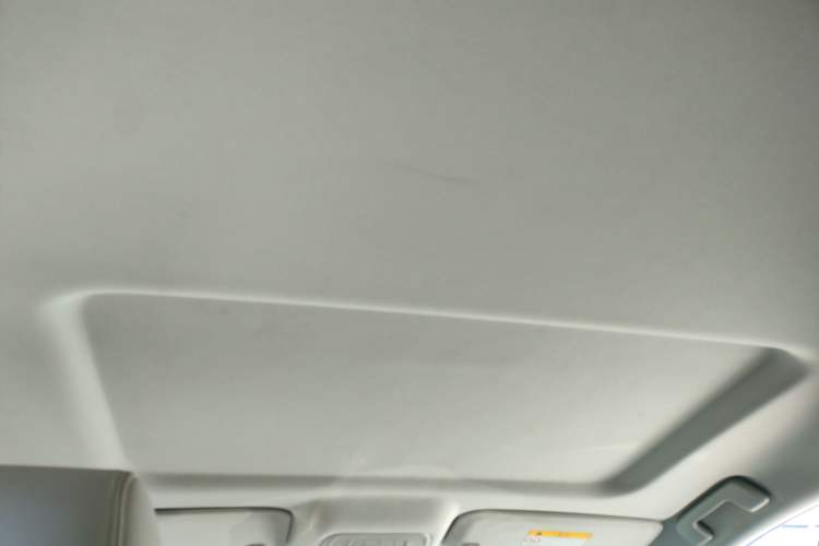 Used Buick GL8 2023 Land Executive Class Smart Enjoyment Model