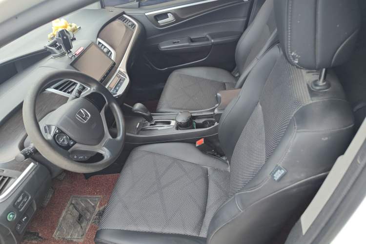 Used Honda Jade 2016 1.8L Automatic Comfort Version 5 Seats
