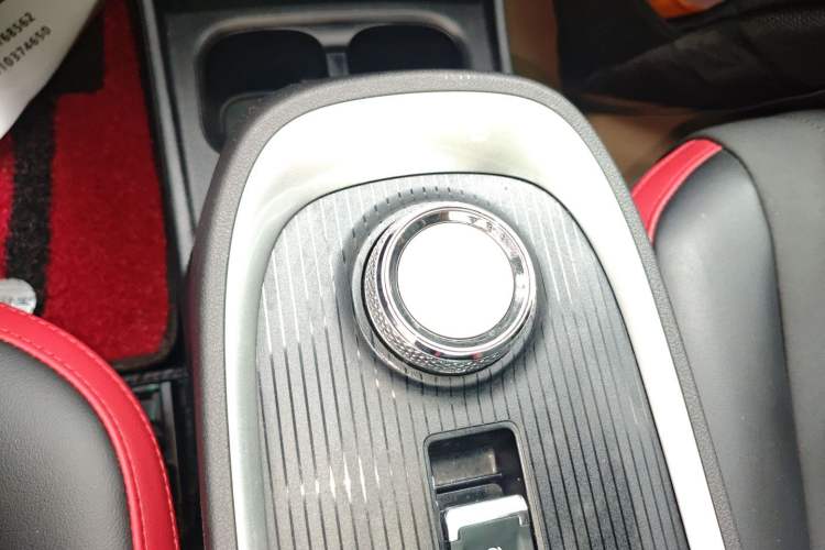 Used ORA Good Cat GT 2022 Mulan Edition 480km Long-Range续航 Gear Lever