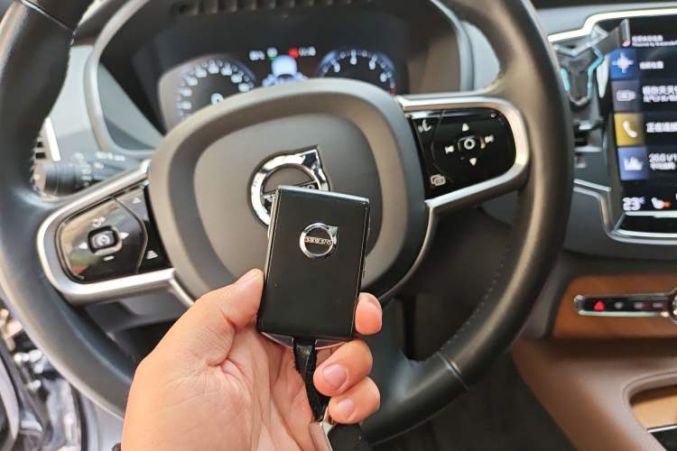 Used Volvo XC90 2022 B5 Smart Drive Luxury Edition 5 Seats