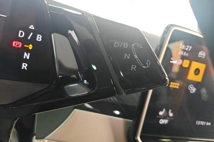 Used Volkswagen ID.6 CROZZ 2024 PRO Model
