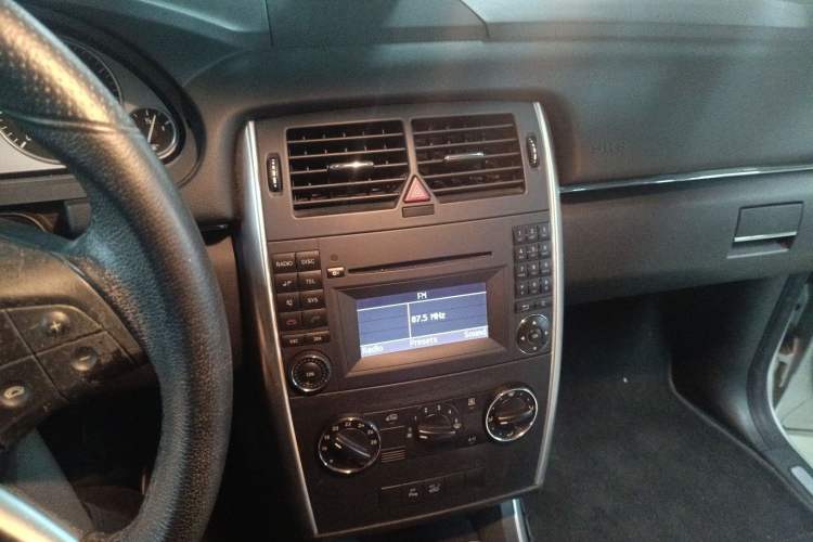 Used Mercedes-Benz B-Class 2009 B 200 Fashion Model