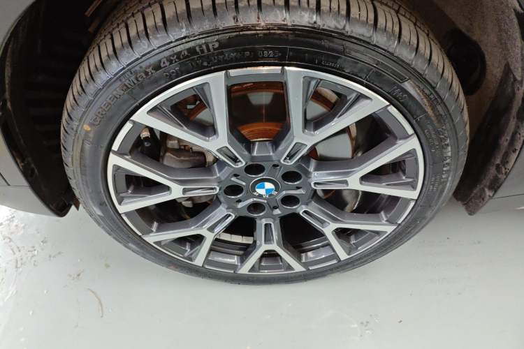Used BMW X1 2022 xDrive25Li Luxury Model Left Front Wheel Hub