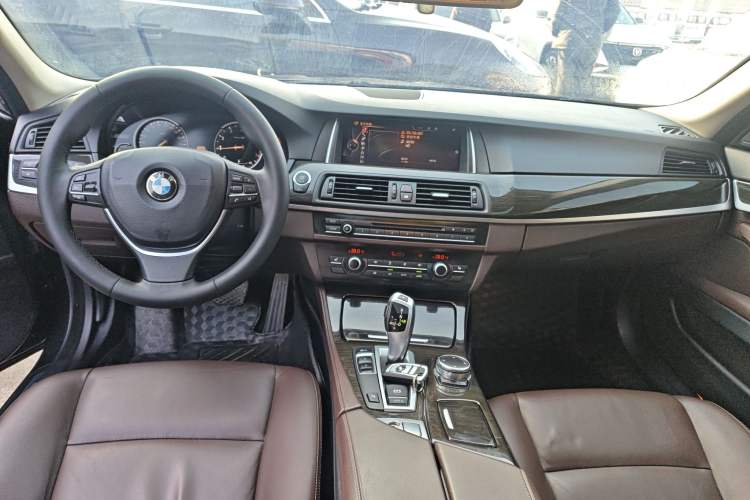 Used BMW 5 Series 2017 525Li Luxury Design Package