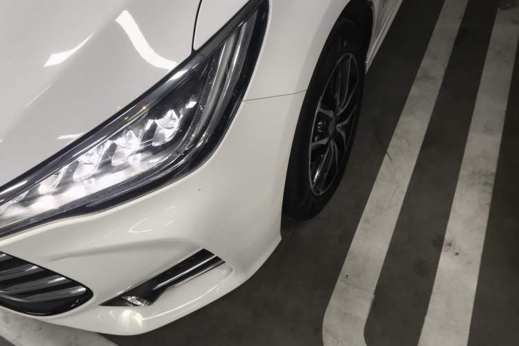 Used BYD Song MAX 2018 1.5T Automatic Smart Connect Elite Model with 6 Seats
