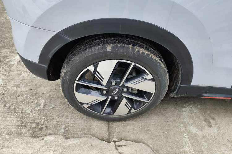 Used Chery New Energy Boundless Pro 2022 301km "Divine Beast" Version with Lithium Iron Phosphate